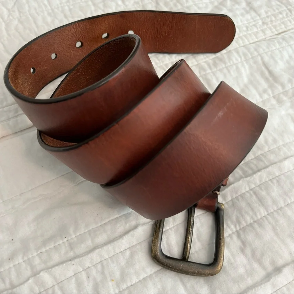 Tommy Hilfiger Brown Leather Mens belt fits 39.5